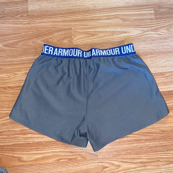 Under Armour Shorts - Picture 2 of 2